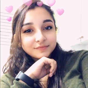 Meet your Posher, Brianne